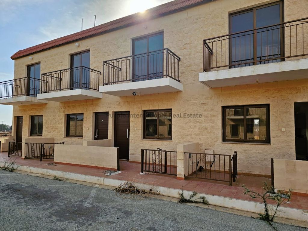 Property photo 2 of 5