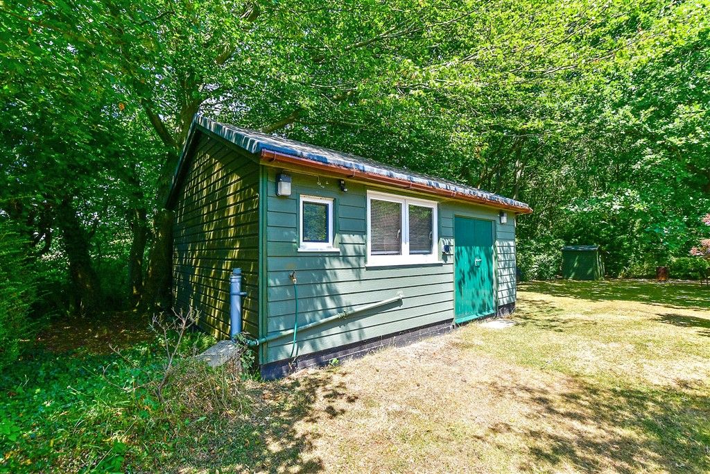 Property photo 3 of 14 Workshop/Outbuildings