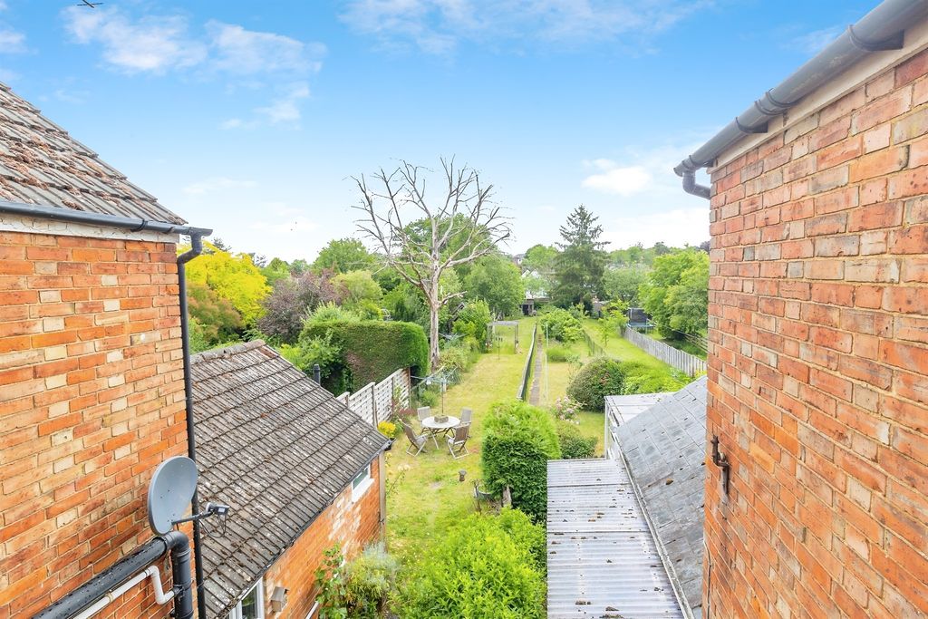 Property photo 3 of 17