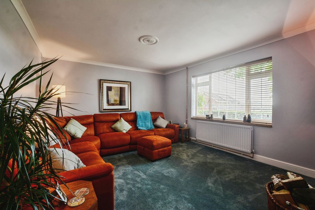 Property photo 3 of 26