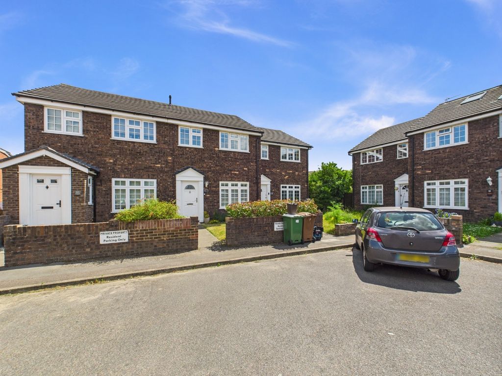 Property photo 1 of 18 4219572