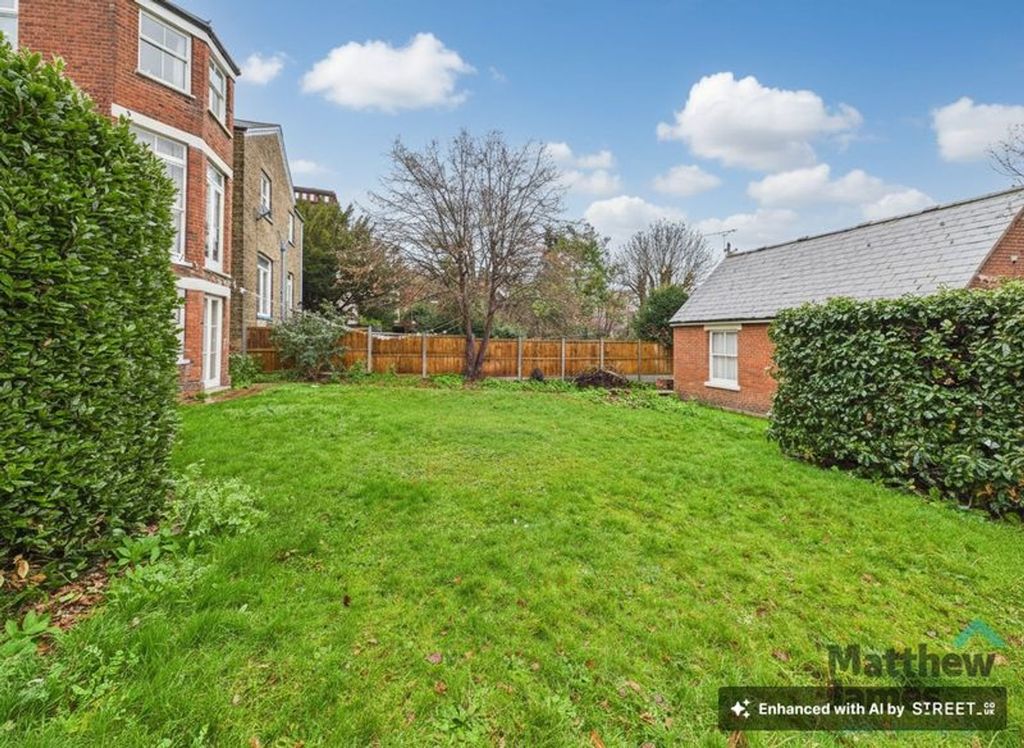 Property photo 3 of 7