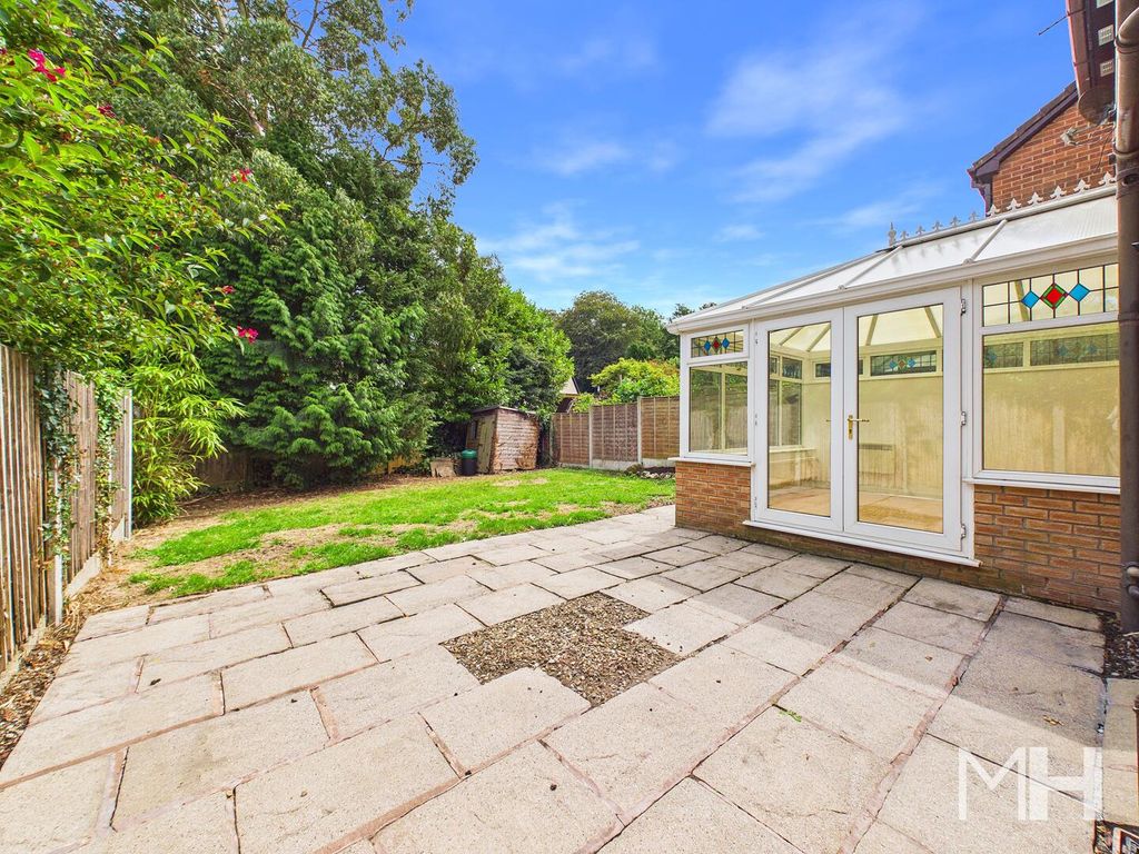 Property photo 2 of 28 Rear Garden