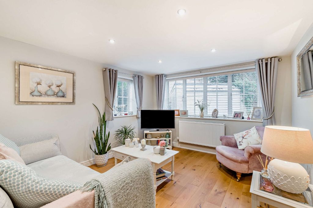 Property photo 2 of 11 Picture No. 11