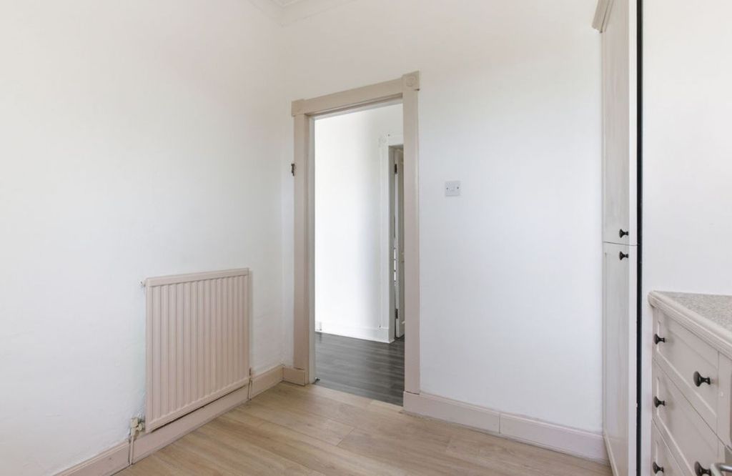 Additional image 6 of 2 bed flat for saleLime Road, Tamfourhill, Falkirk FK1