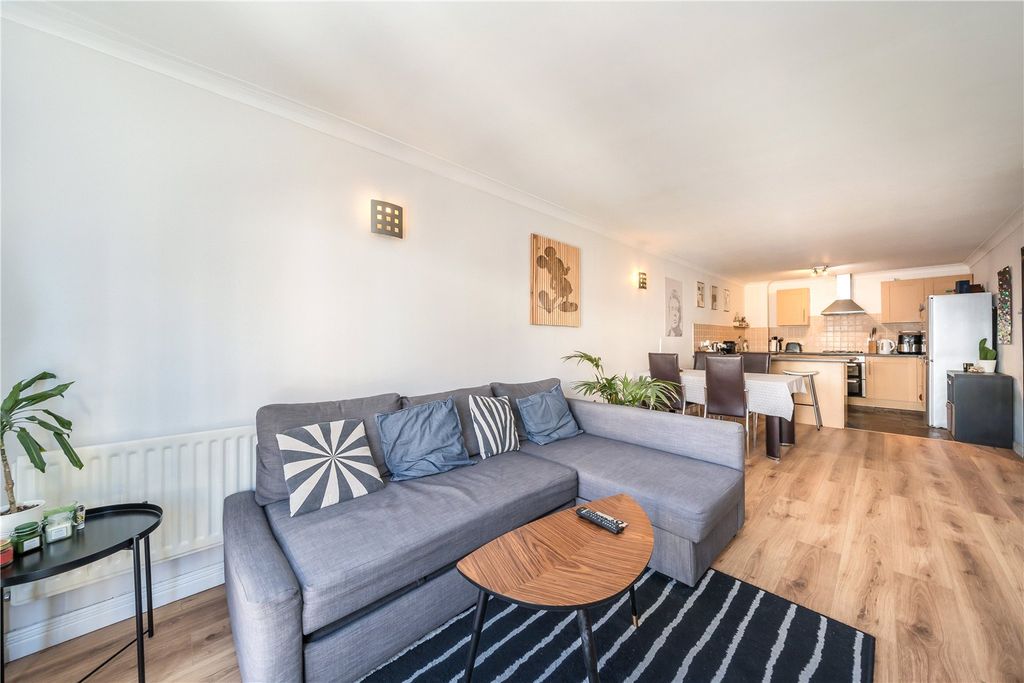 Property photo 3 of 6 Picture No. 08