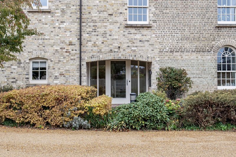 Property photo 2 of 19 Photo 2