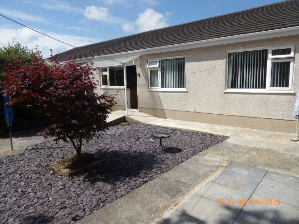Property photo 1 of 13 P1350596