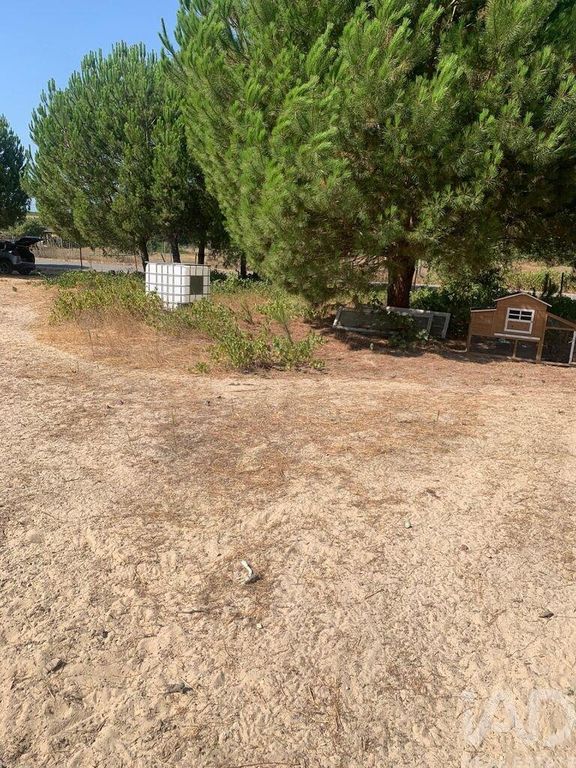 Property photo 2 of 28