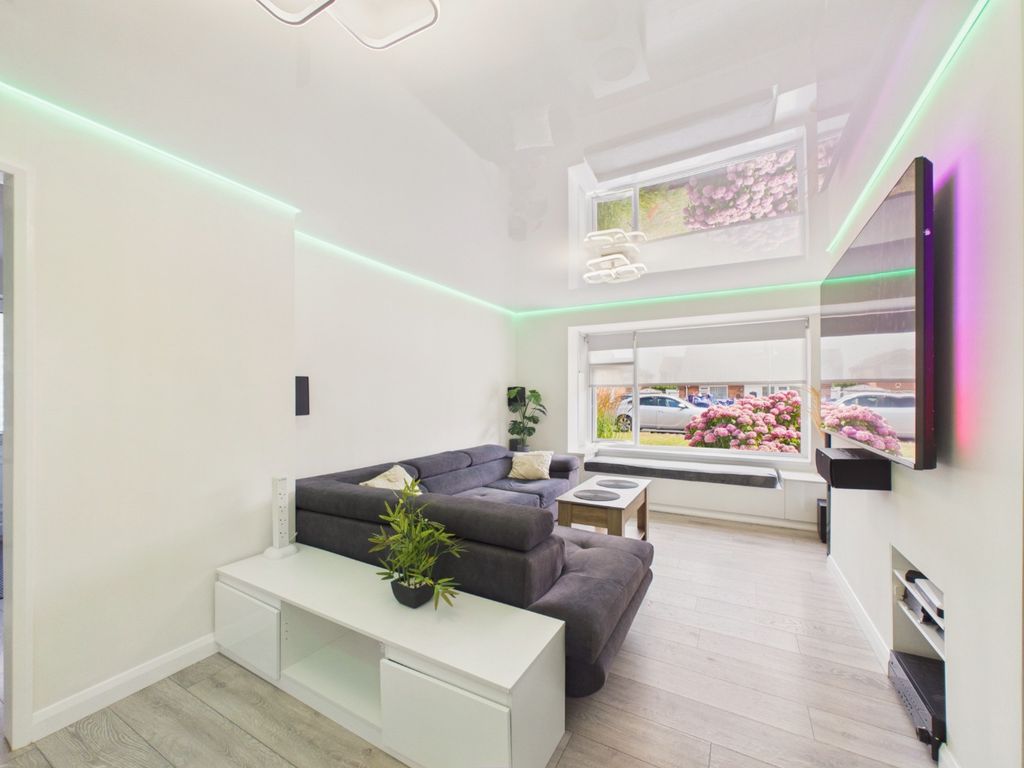 Property photo 3 of 21 5299606