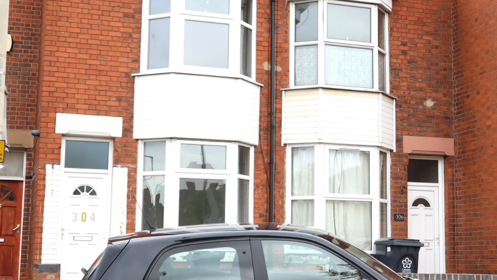 Property photo 3 of 35