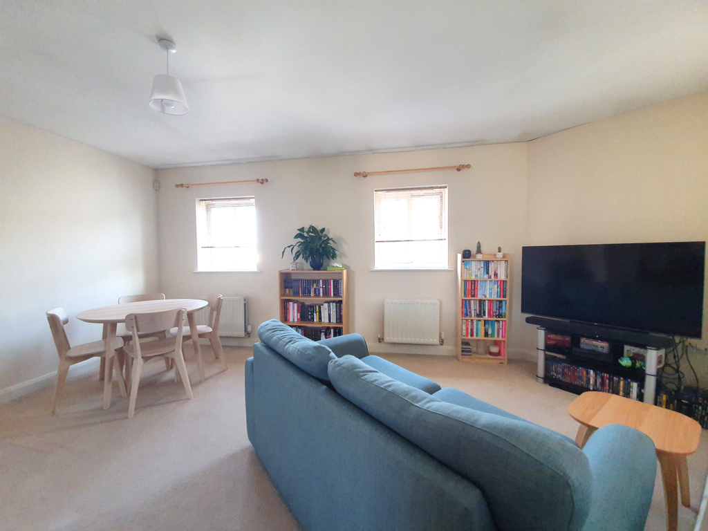 Property photo 2 of 7