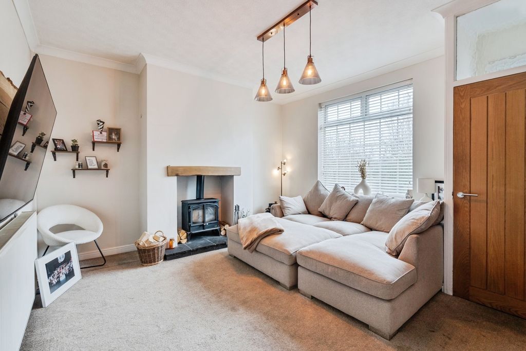 Property photo 2 of 19 Pbox-Img.Jpg