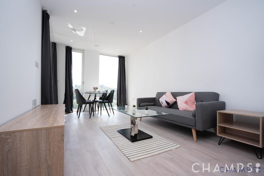 Property photo 1 of 10 2 Bed Flat For Sale College Road, London Ha1