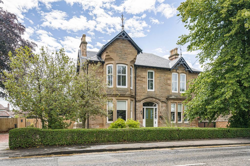 Property photo 1 of 56