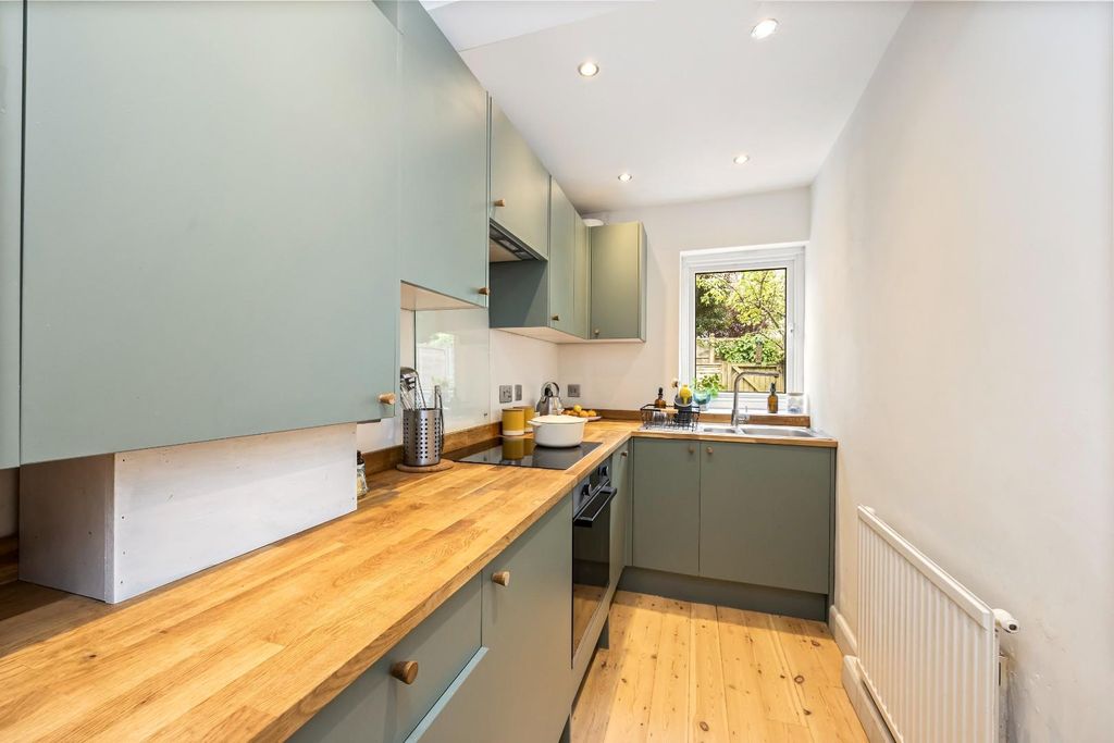 Property photo 3 of 22 Granville Road, 6, Flat A-012.Jpg