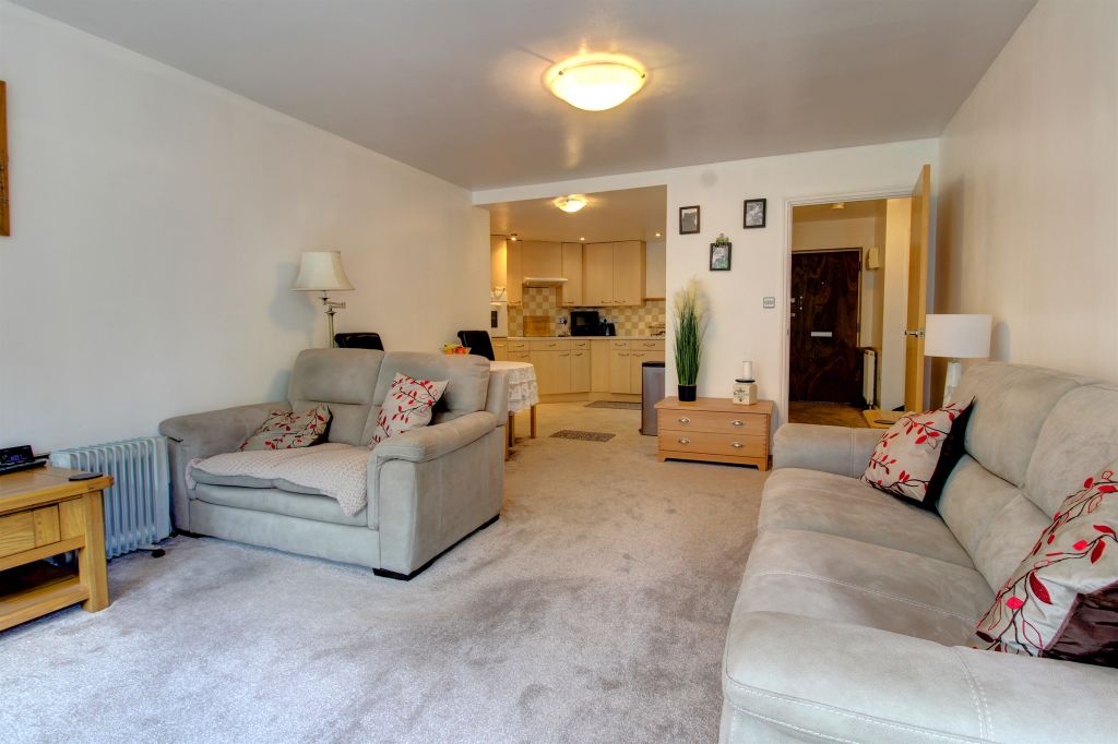 Property photo 3 of 16