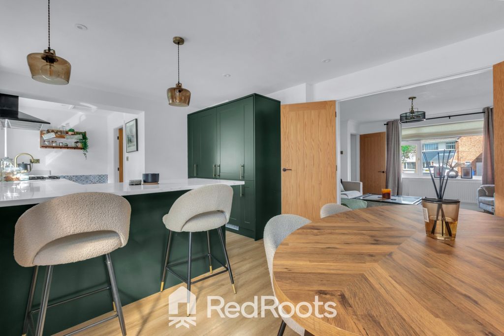 Property photo 3 of 39 5432193