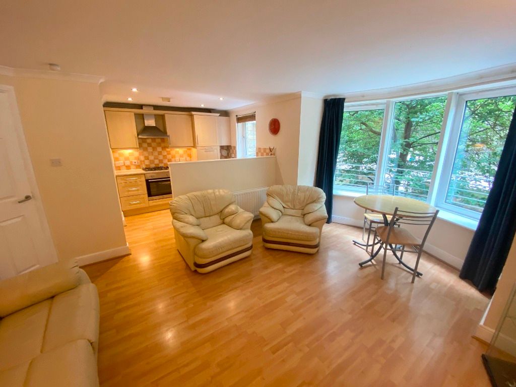 Property photo 3 of 11 Photo 3