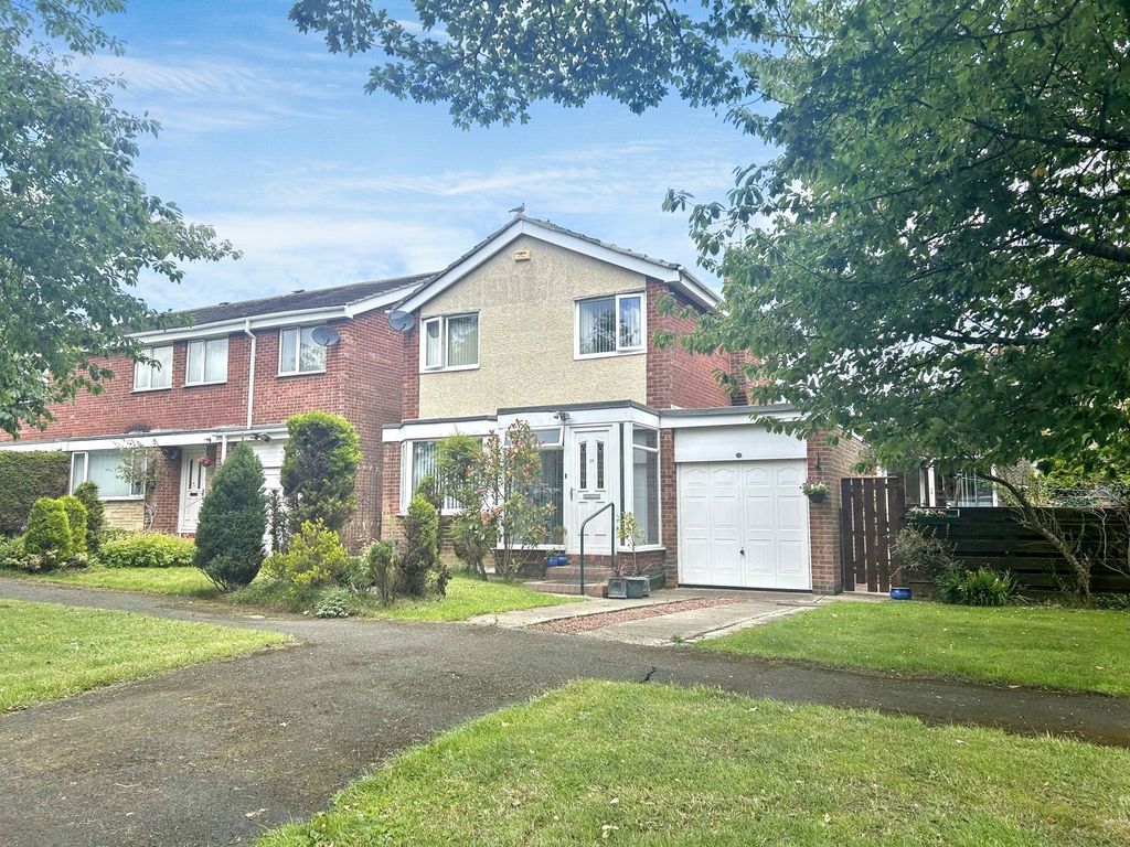 Property photo 1 of 25