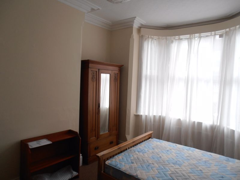 Property photo 3 of 9 Photo 3