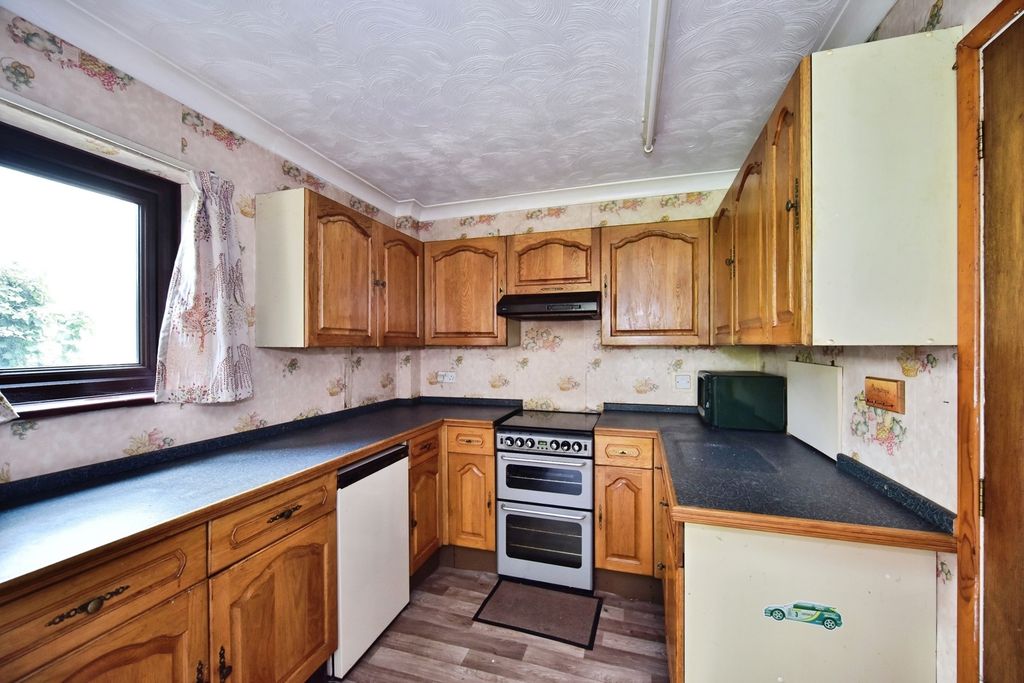 Property photo 1 of 16 Pbox-Img.Jpg