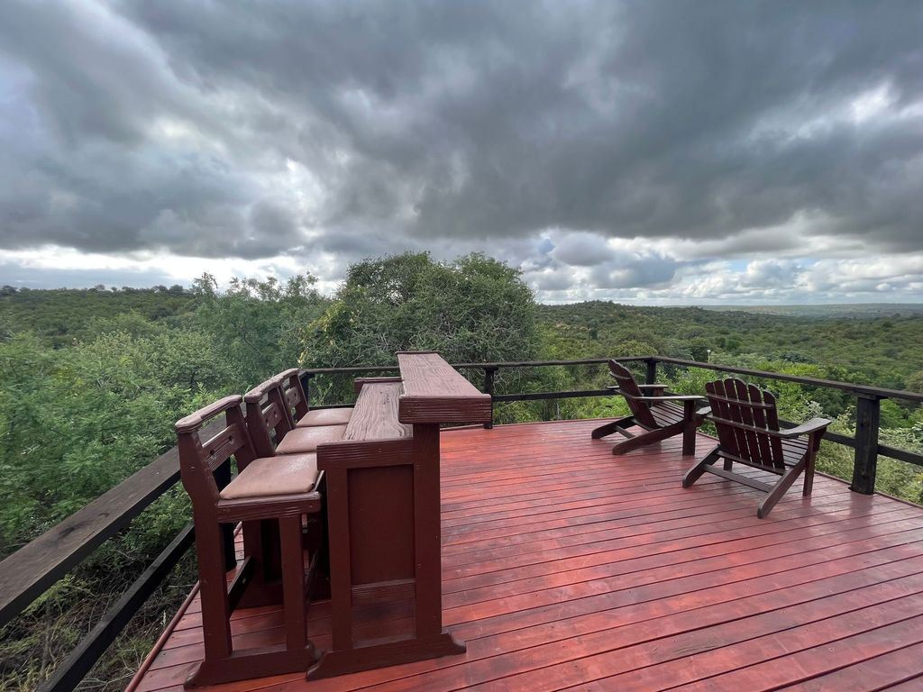 Property photo 2 of 48 1Hs1696309