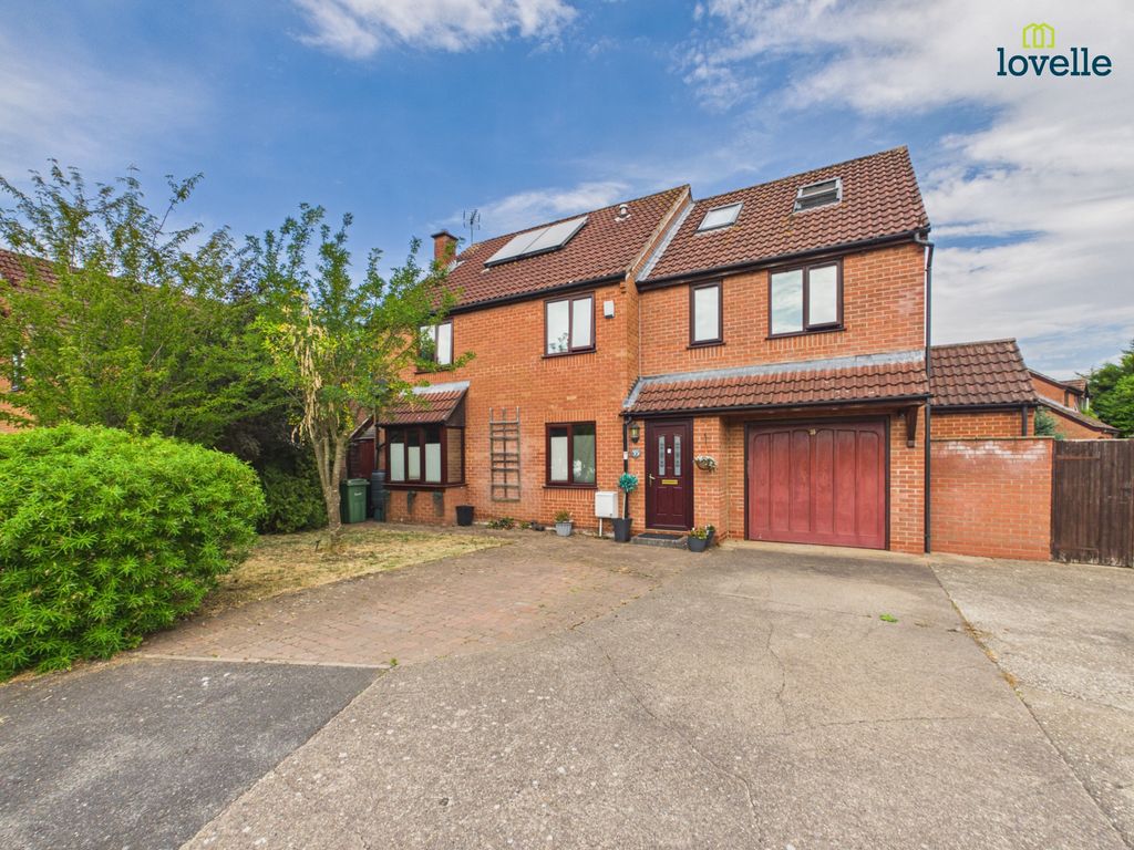 Property photo 1 of 22