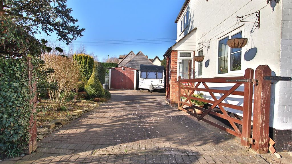 Property photo 3 of 24 Img_5871.Jpg