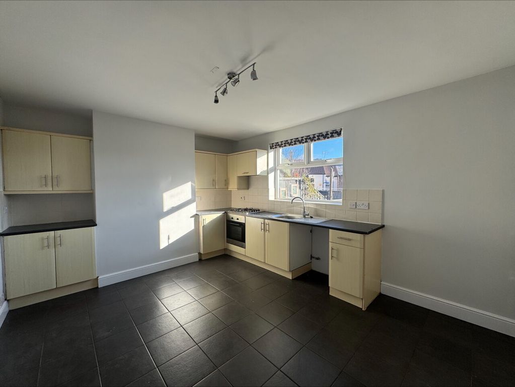 Property photo 2 of 13 Kitchen Diner