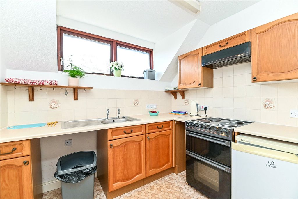 Property photo 3 of 17 Picture No. 30