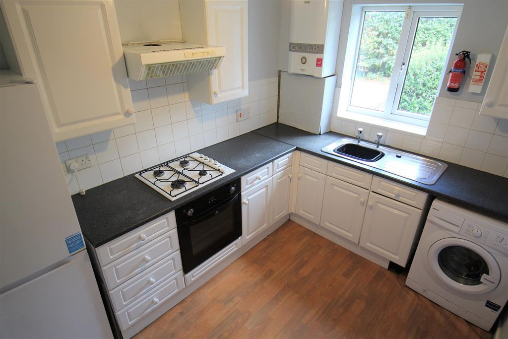 Property photo 2 of 12 Kitchen.Jpg