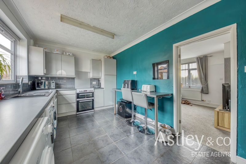 Property photo 2 of 13 Kitchen