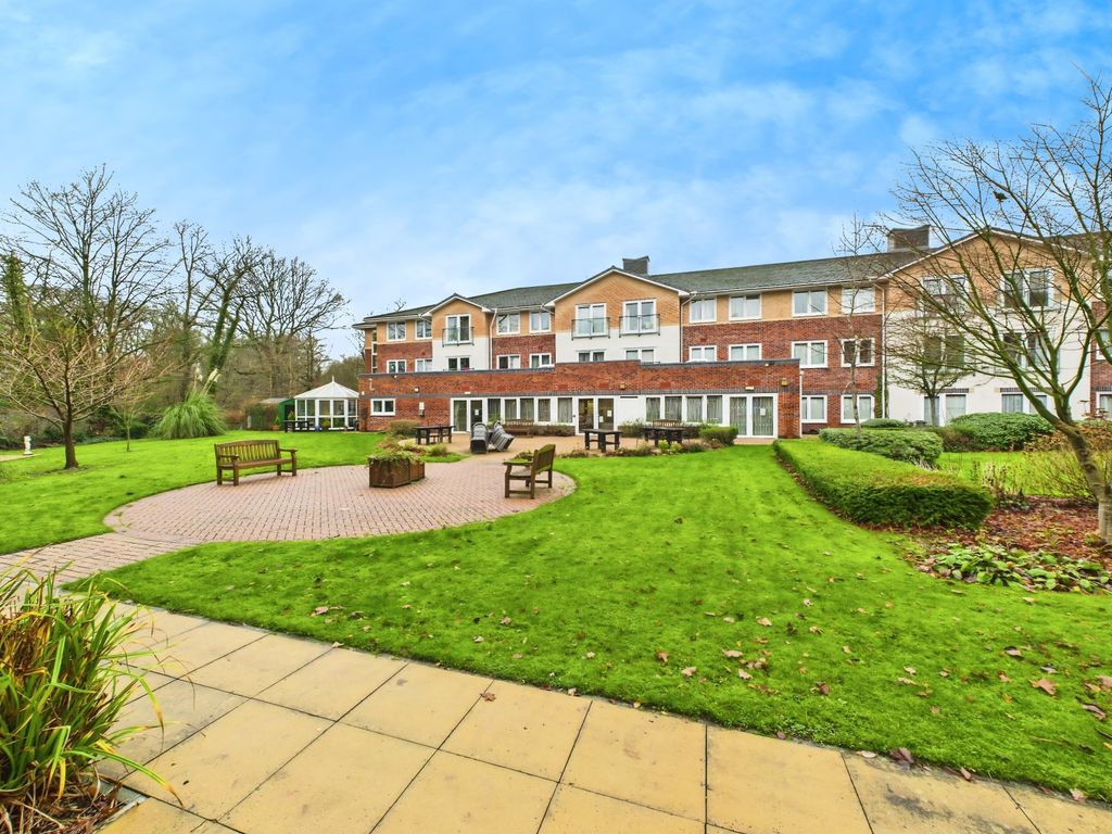 Property photo 1 of 20