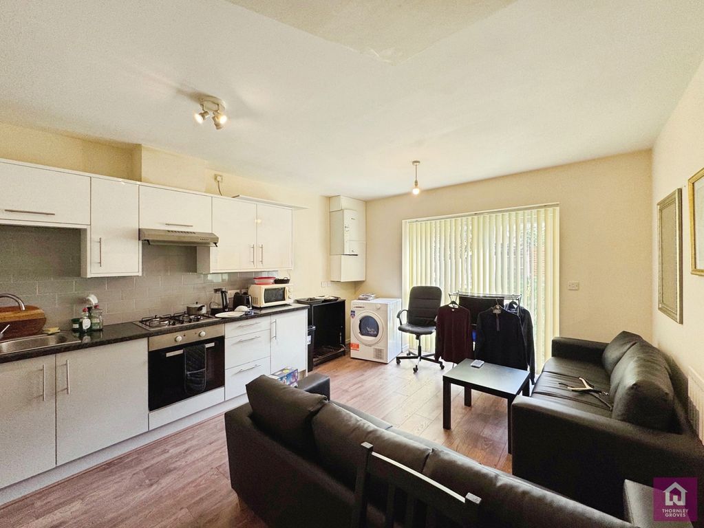 Property photo 2 of 19 Pbox-Img.Jpg