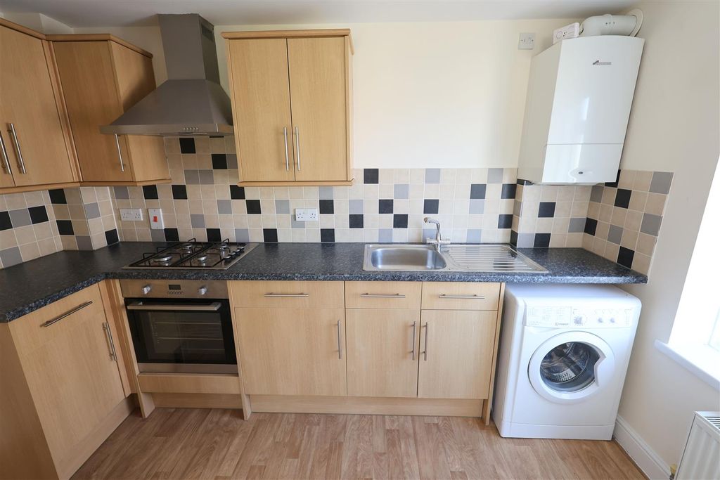Property photo 3 of 22 Cp Kitchen.Jpg
