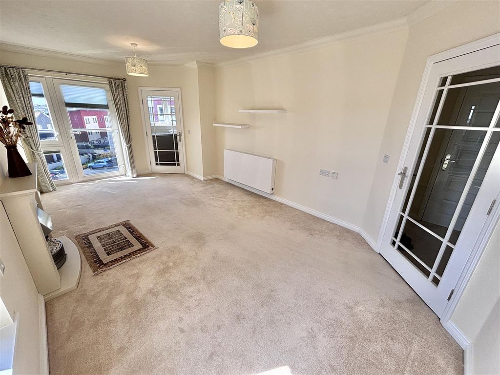 Additional image 5 of 1 bed flat for saleNarrowcliff, Newquay TR7