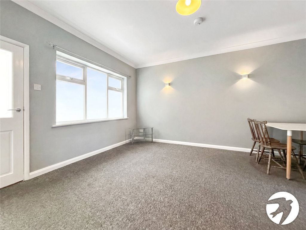 Property photo 2 of 10 Picture No. 02