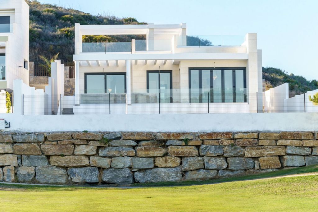 Property photo 1 of 30