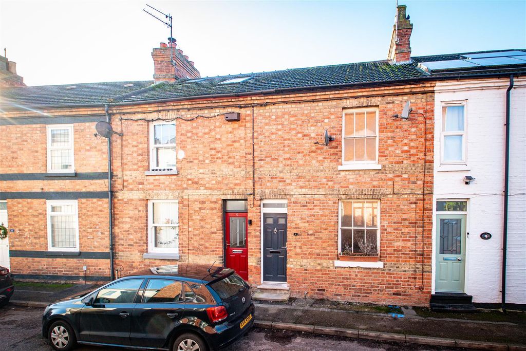 Property photo 2 of 9 4Wood.Jpg