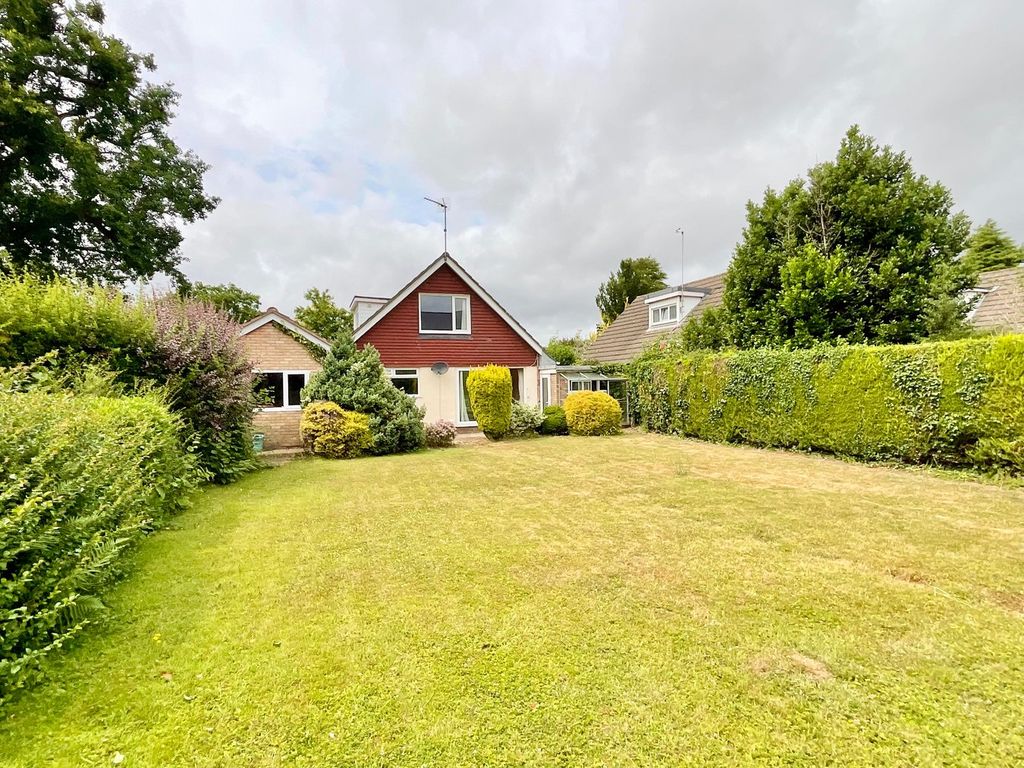 Property photo 2 of 12