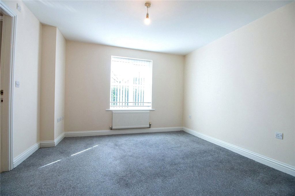 Property photo 2 of 7 Picture No. 04