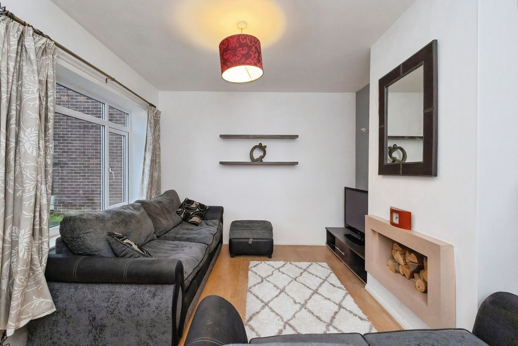 Property photo 2 of 14 Pbox-Img.Jpg