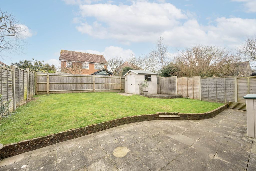 Property photo 2 of 26