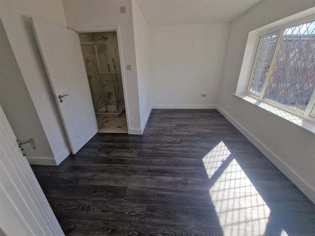 Property photo 3 of 23 20250826_111957[1].Jpg