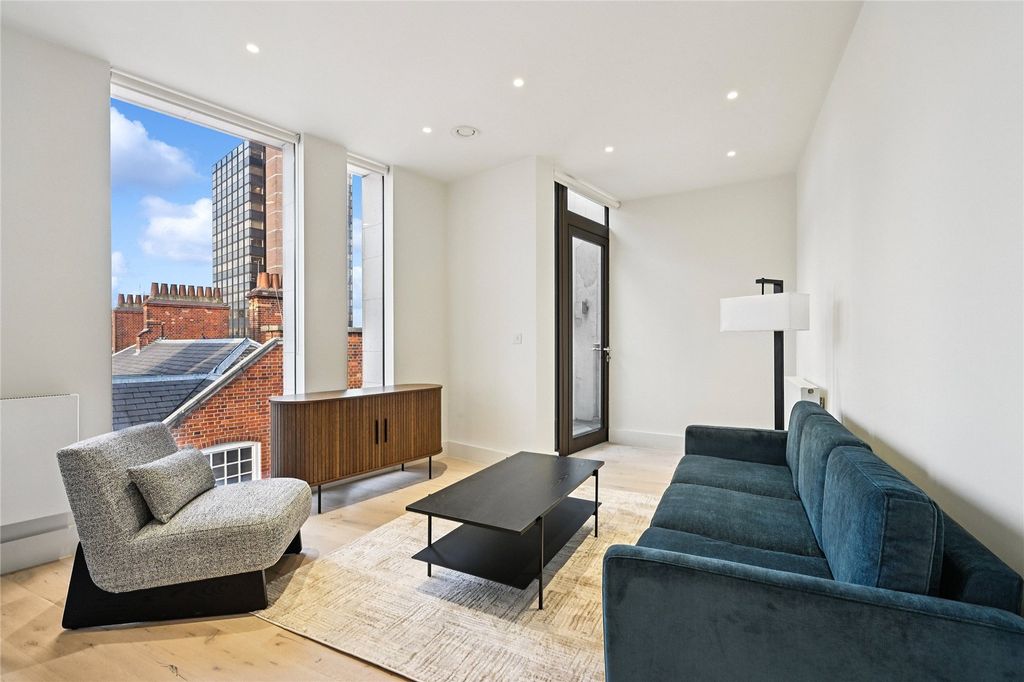 Property photo 2 of 17 Picture No. 06