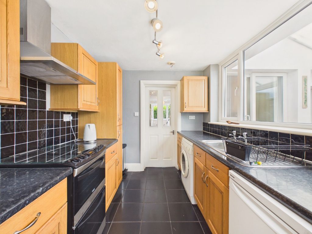 Property photo 3 of 17 4887135