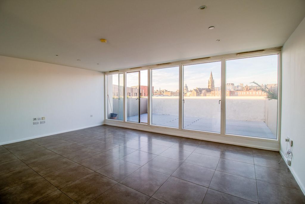 Property photo 2 of 19 Exterior