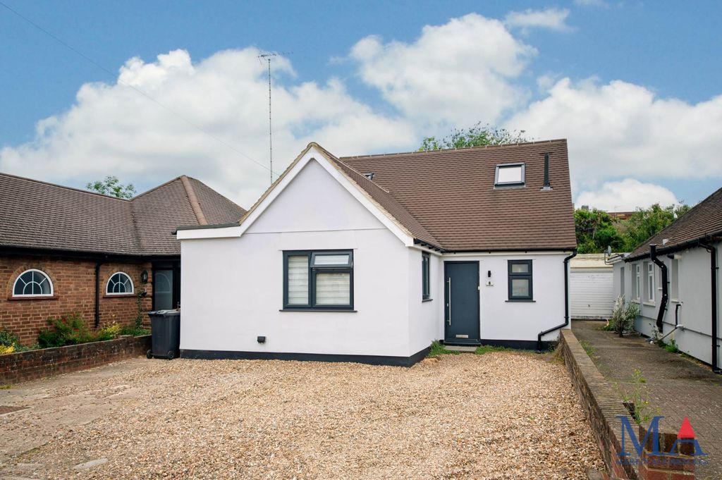 Property photo 1 of 28
