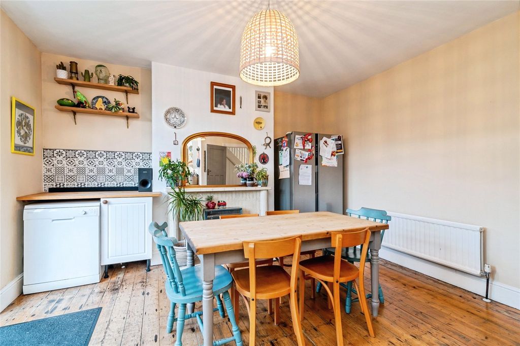 Property photo 3 of 17 Picture No. 05